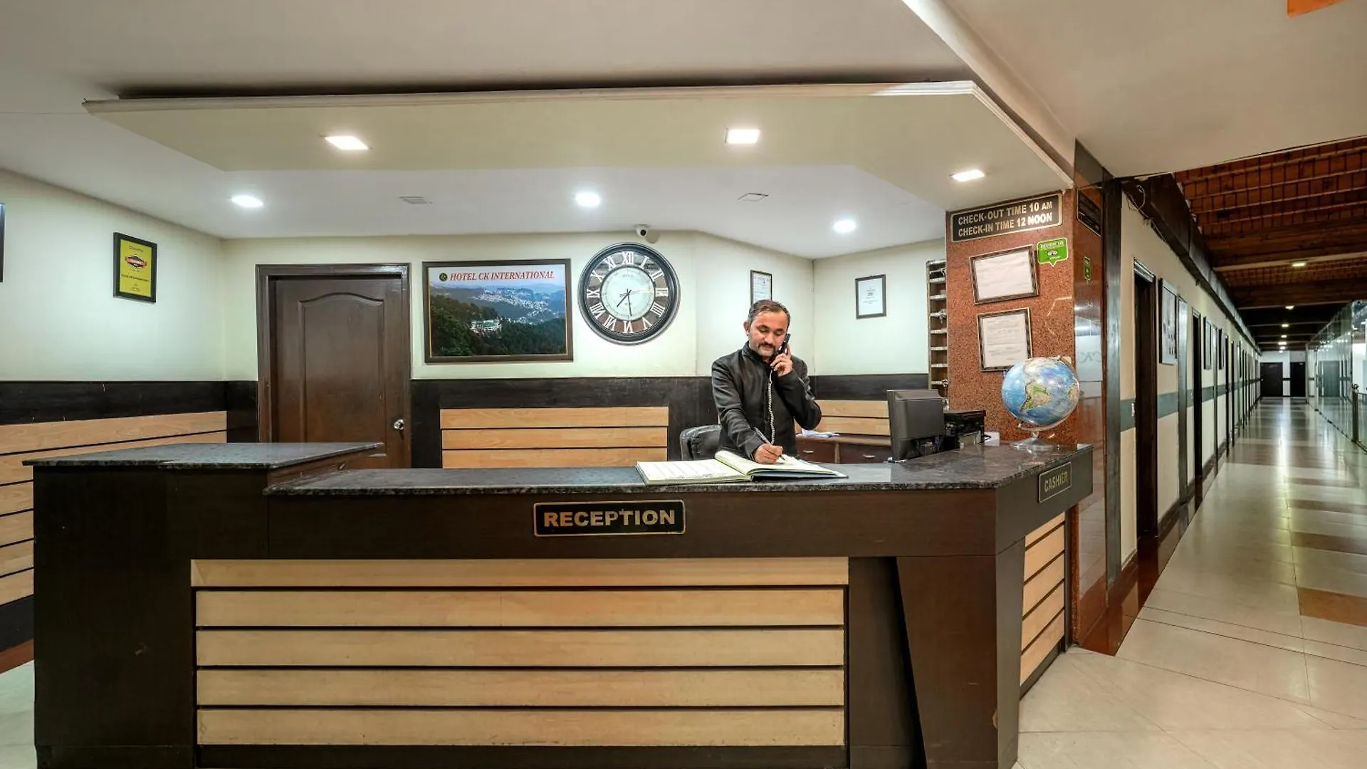 שימלה Hotel Ck International By Pax Hotels הודו