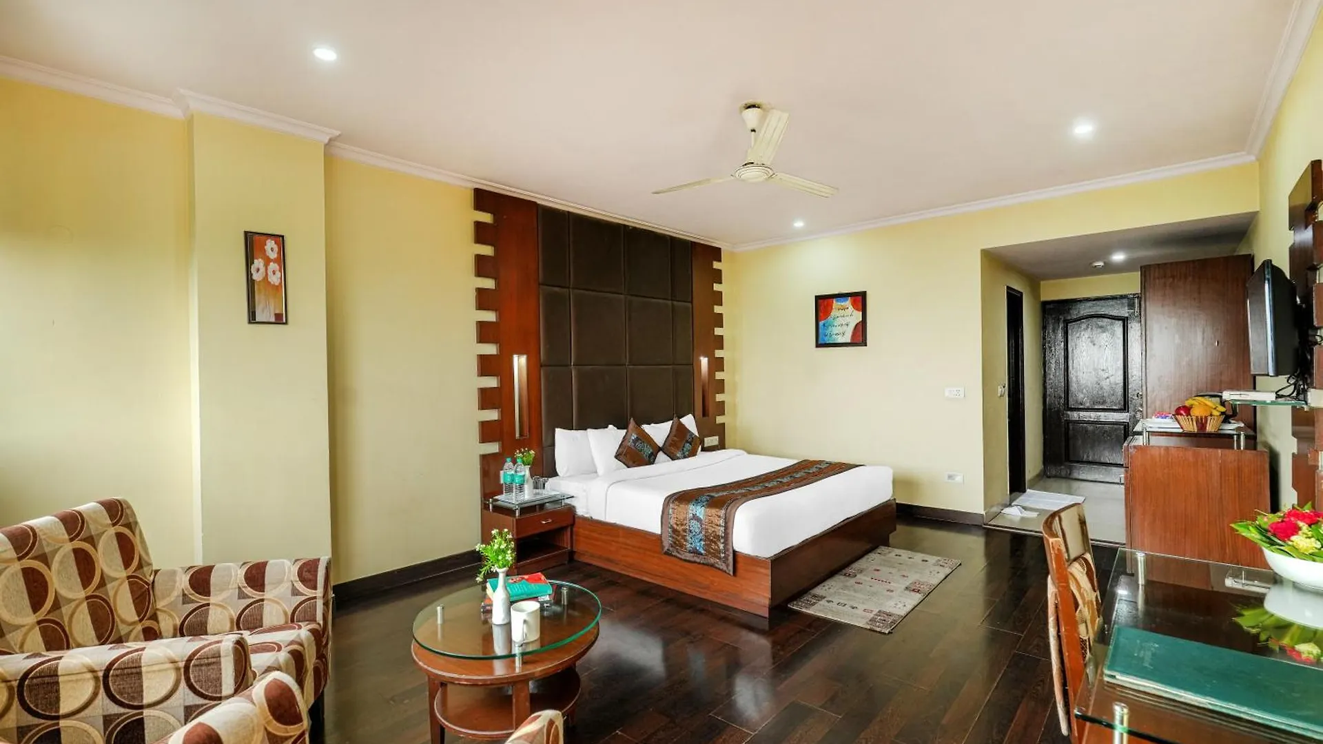 ***  שימלה Hotel Ck International By Pax Hotels הודו